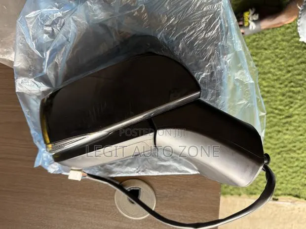 Toyota RAV4 2017,2019,2018,2020, Driving Mirror Available · Photo 1
