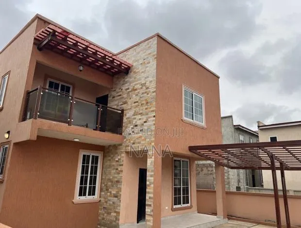 4bdrm Townhouse / Terrace in Jl Properties, Accra Metropolitan for rent · Photo 1