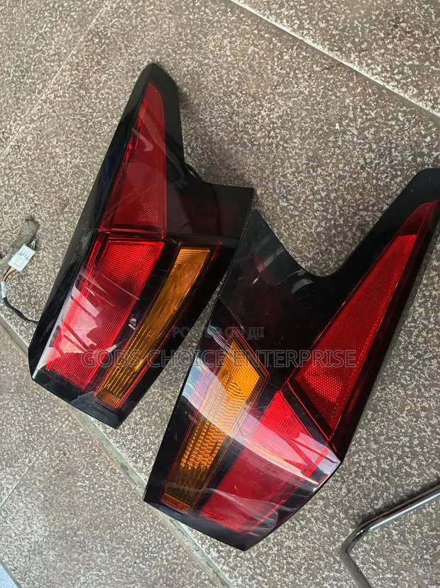 Taillights Nissan Altima 2019-2020-2021 · Photo 1
