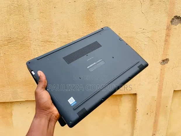 Laptop Dell Latitude 3500 8GB Intel Core i7 SSD 256GB · Photo 1