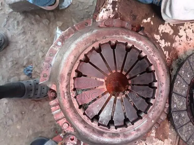 Nissan Almera,march Pressure Plate and Clutch Disk Available · Photo 1