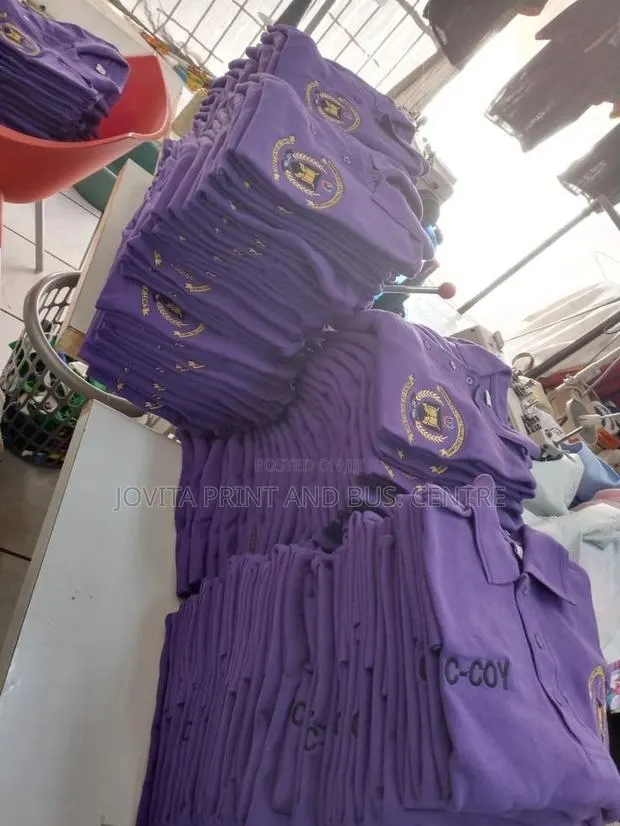 Branded / Customized T-Shirts Printing · Photo 1