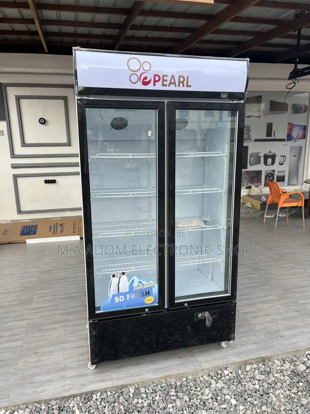 Automatic Fross Free Pearl 568 Litre Fridge for Drinks · Photo 1