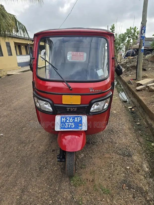TVS King Deluxe Plus iTouch Start 2026 Red · Photo 1