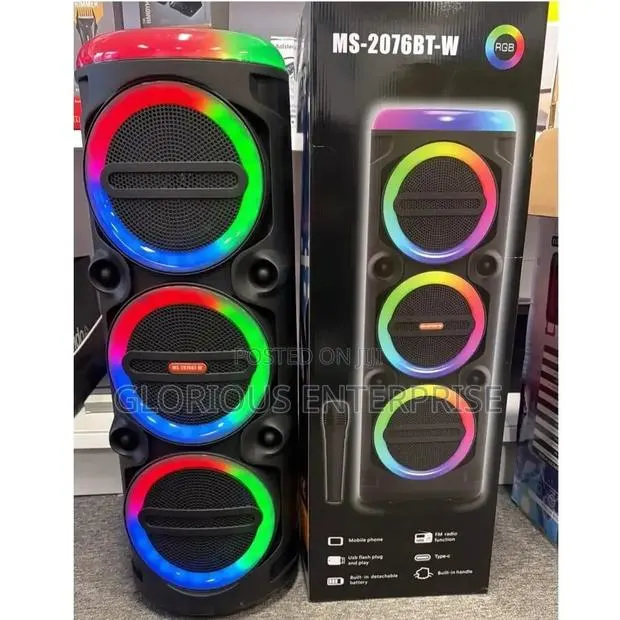Big Speaker With Microphone · Photo 1