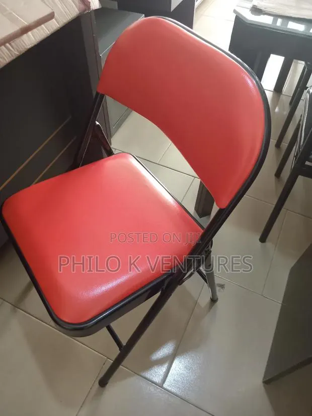 Venue Foldable Chair · Photo 1