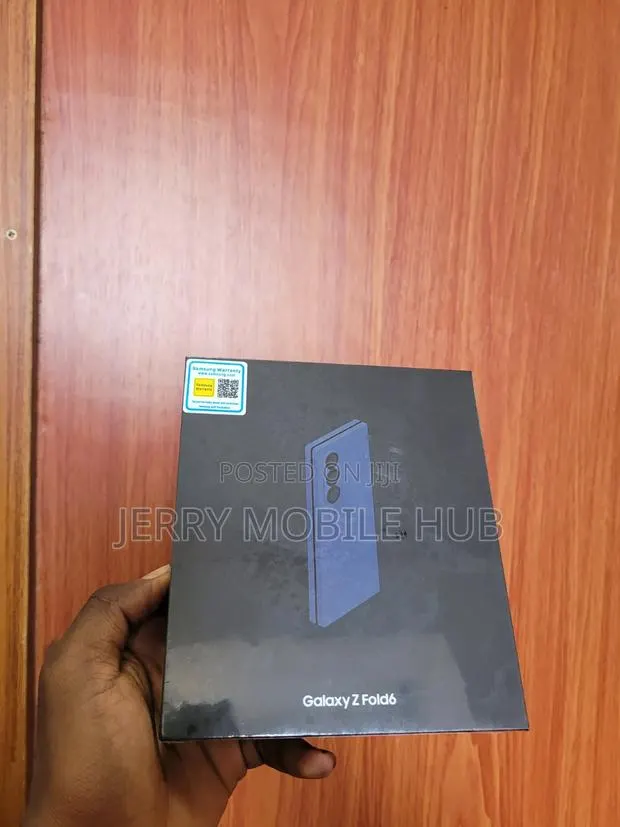 New Samsung Galaxy Z Fold6 512 GB Blue · Photo 1