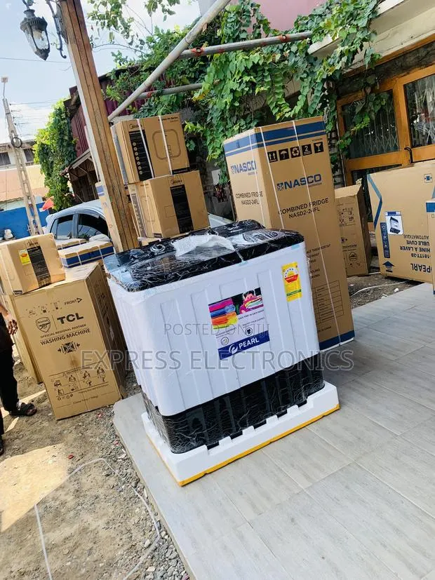 Best Buy for Less Pearl 18Kg Topload Twintub · Photo 1