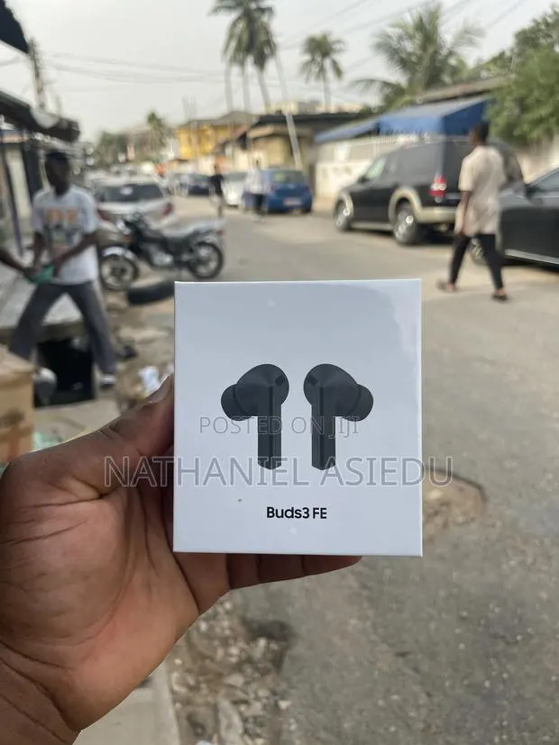Samsung Galaxy Buds3 Fe. · Photo 1