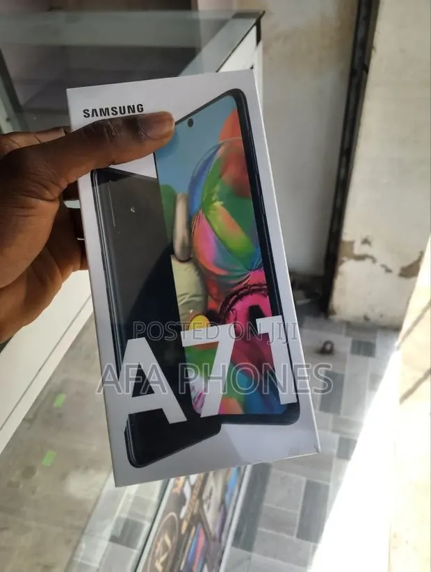 New Samsung Galaxy A71 128 GB Black · Photo 1