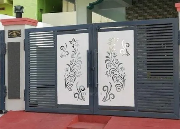 Quality Luxury Main Gate · Photo 1