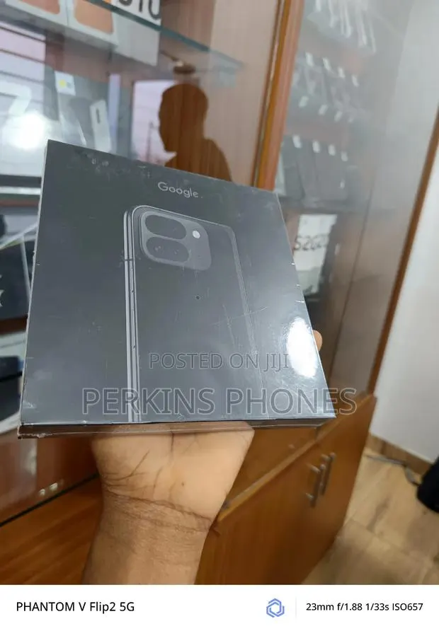 New Google Pixel 9 Pro Fold 256 GB Black · Photo 1