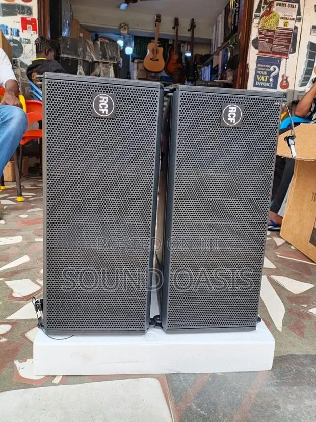 RCF R206 Professional Line Array System(6 INCHES) · Photo 1