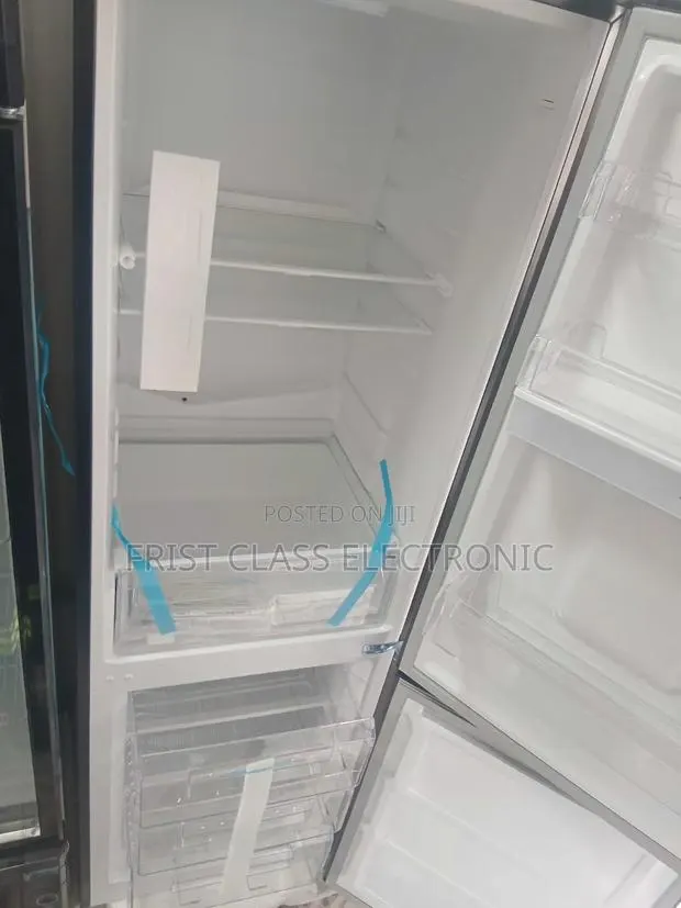 Fresh Dreams Every Day | Roch Bottom Freezer Refrigerator · Photo 1