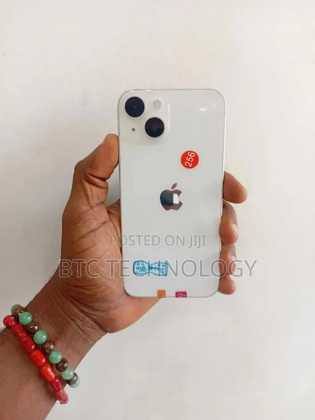 Apple iPhone 14 256 GB White · Photo 1