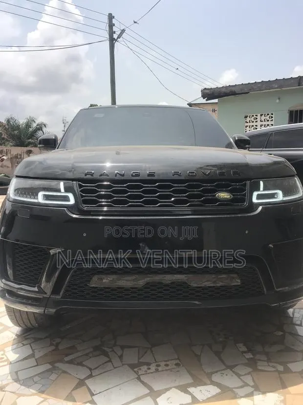 Land Rover Range Rover Sport SE 4x4 (3.0L 6cyl 8A) 2016 Black · Photo 1
