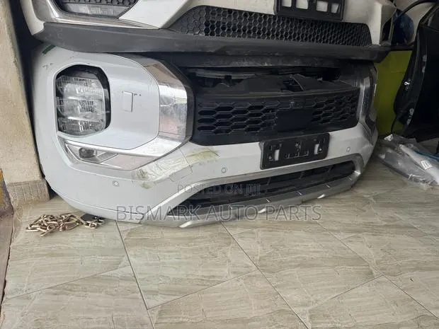 Mitsubishi Outlander 2022 2023 2024 2025 2026 Front Cut Complete · Photo 1