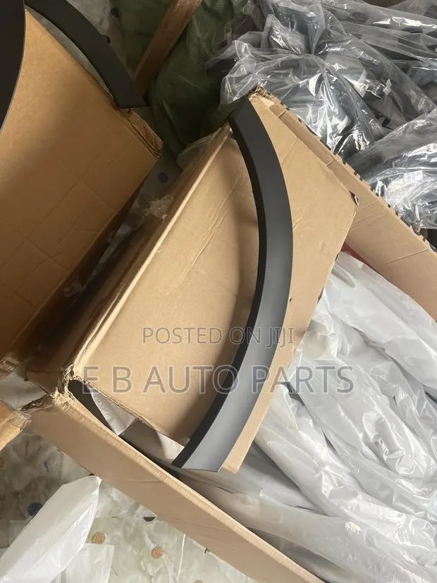 CRV 2017 Back Bumper Arch · Photo 1