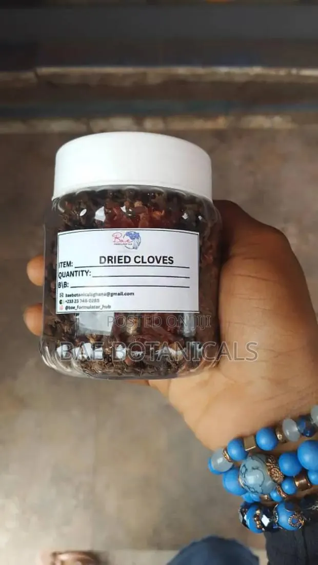 Dried Cloves · Photo 1