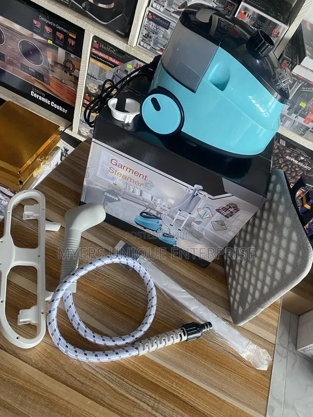 Perfect Electric 2000w Standing Steamer With Large Water Tank · Photo 1