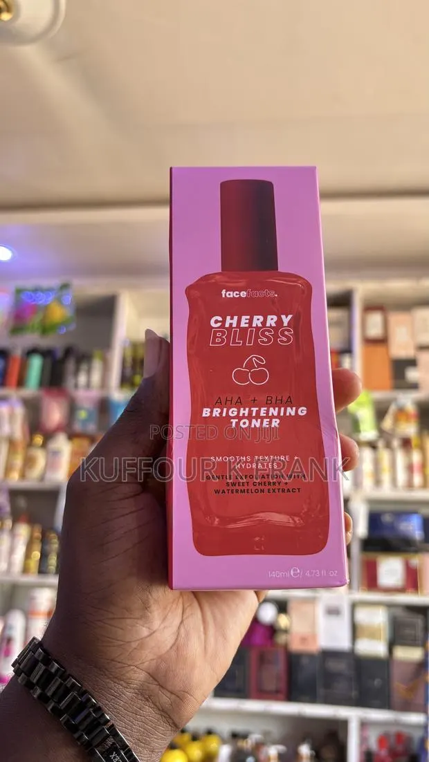 Face Facts Cherry Bliss Brightening Toner · Photo 1
