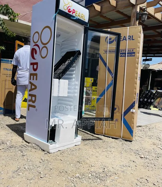 Stay Chill With Pearl PVC 424 Single Door Beverage Cooler · Photo 1