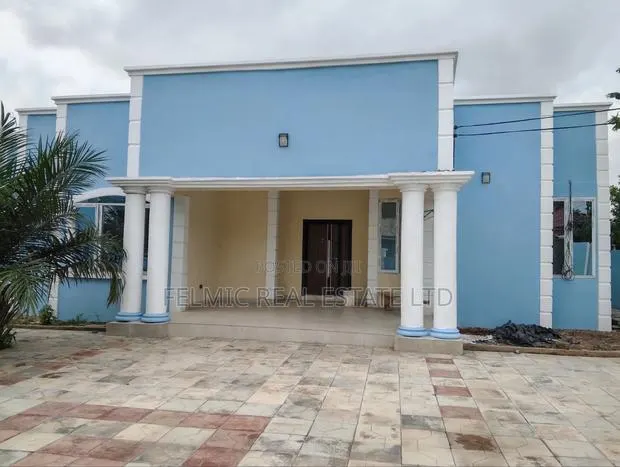 4bdrm House in Abokobi, Boi for sale · Photo 1