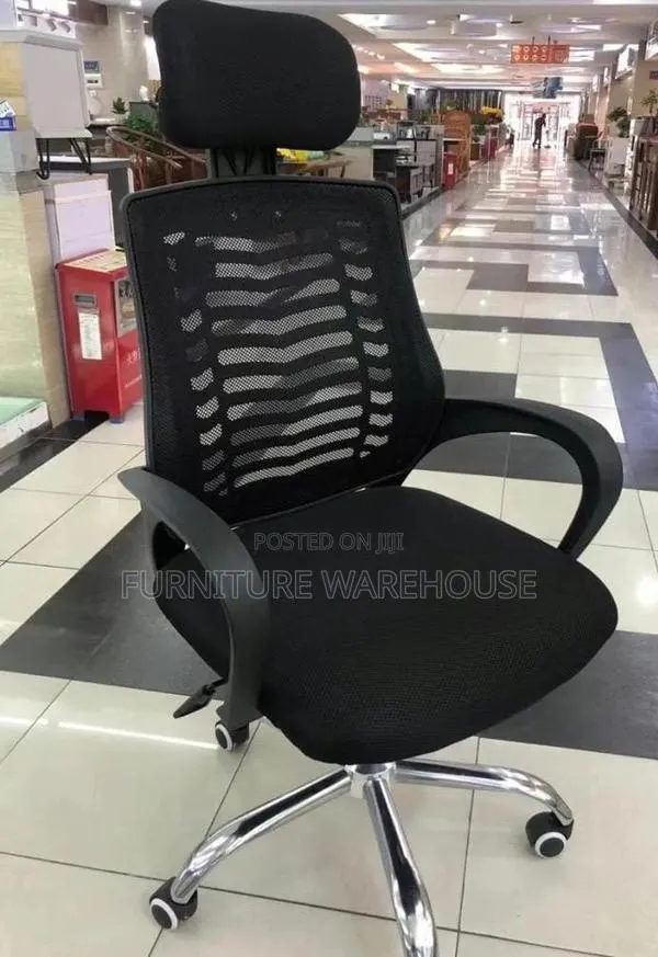 Executive Mesh Office Chair · Photo 1