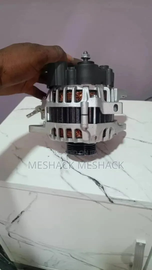 Hyundai Accent Alternator Brand New 2009 · Photo 1