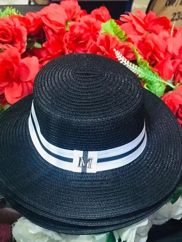 Classic Woven Hat · Photo 1