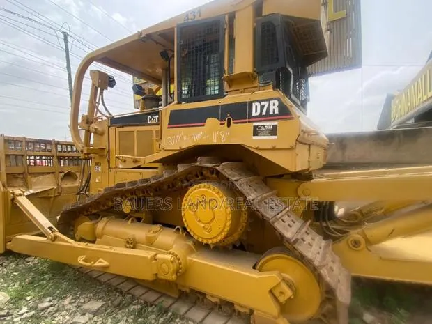 Caterpillar D7r Crawler Bulldozer. · Photo 1