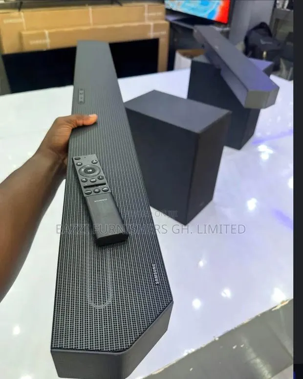 The Samsung HW-Q60C 3.1-Ch Soundbar Dolby Atmos Big Deep Bass Acoustic · Photo 1