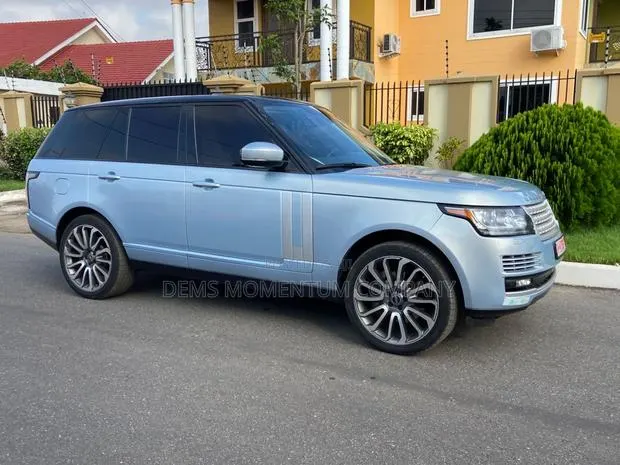 Land Rover Range Rover Vogue 2016 Blue