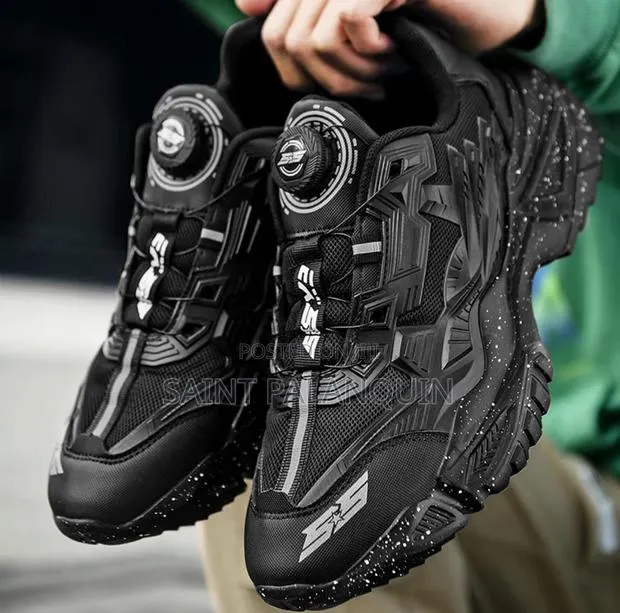 Unisex Sneakers · Photo 1