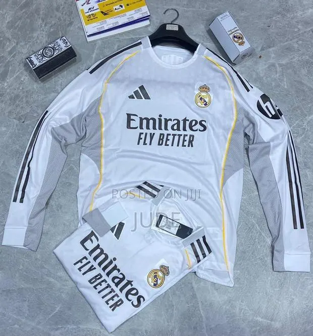 Real Madrid Jersey (Long Sleeve) · Photo 1