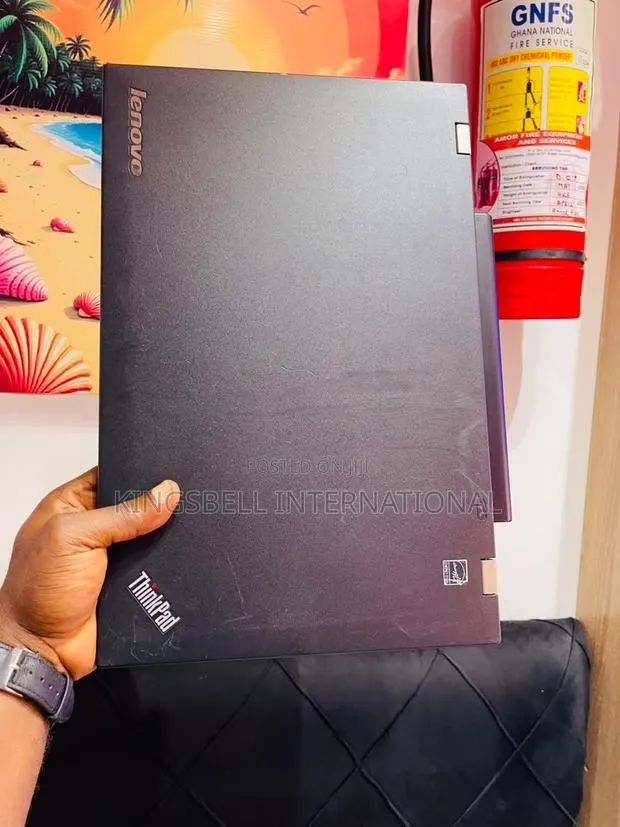 Laptop Lenovo ThinkPad L530 4GB Intel Core i3 HDD 320GB · Photo 1
