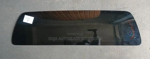 2017 Toyota Hilux Heated Back Window Back Glass Available · Photo 1