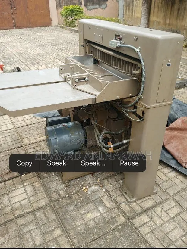 Challenge Paper Cutter · Photo 1