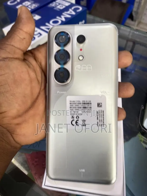 New Tecno Camon 50 Pro 256 GB Gray · Photo 1