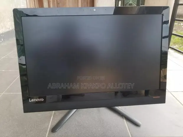 Laptop Lenovo 12GB Intel Core I3 HDD 1T · Photo 1