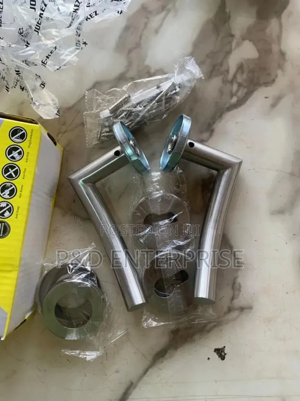 Quality Stainless Steel Seperate Handle. · Photo 1