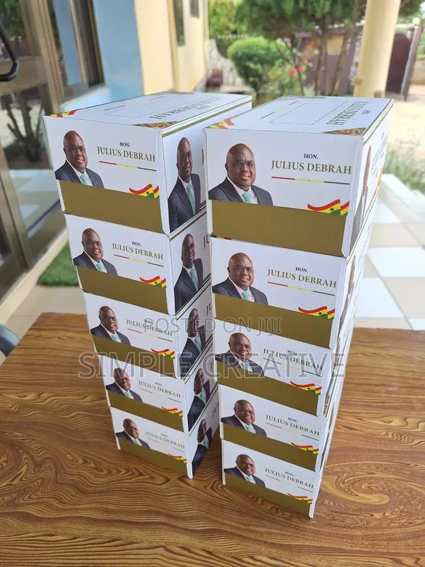 Customized Facial Tissue Box (Medium) · Photo 1