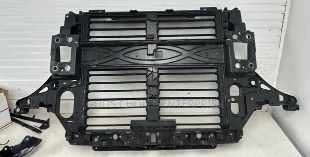 Radiator Support Explorer 2021-2022-2023 · Photo 1