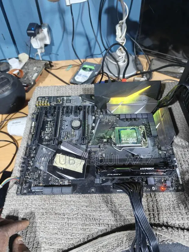 I7 7700 Board and Processor · Photo 1