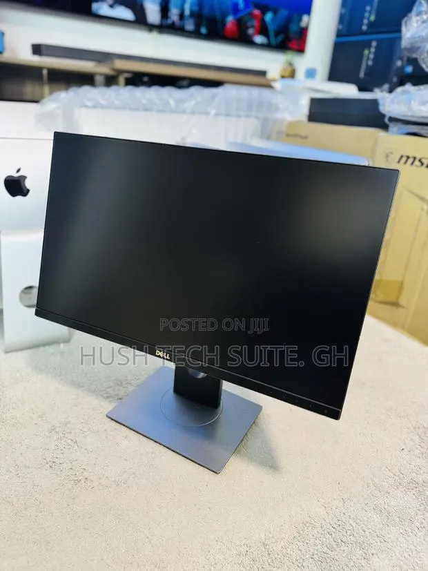 Dell 24” Edgeless IPS Display Monitor Full HD · Photo 1