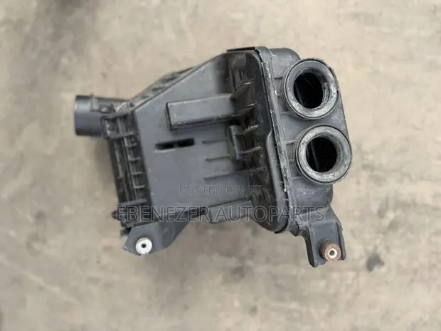 Honda Civic 2.0 Air Cleaner Box 2016 2017 2018 2019 2020 · Photo 1
