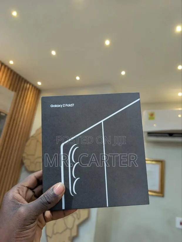 Samsung Galaxy Z Fold7 256 GB Blue · Photo 1