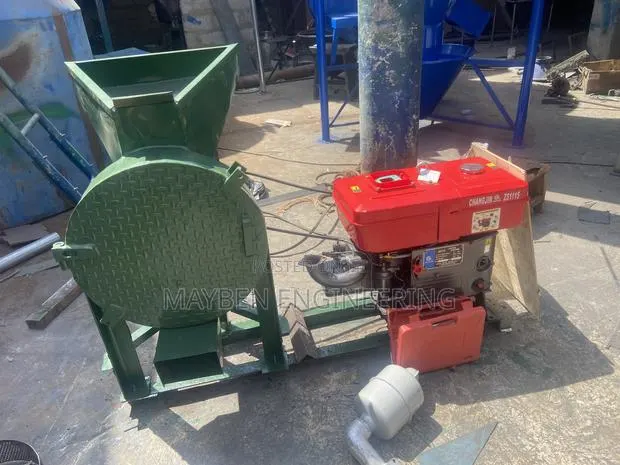 GRINDING MILL for Crushing of Entire Maize Comb,Cassavastick · Photo 1