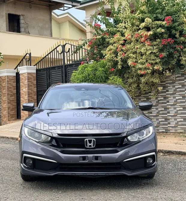 Honda Civic 2017 Gray · Photo 1