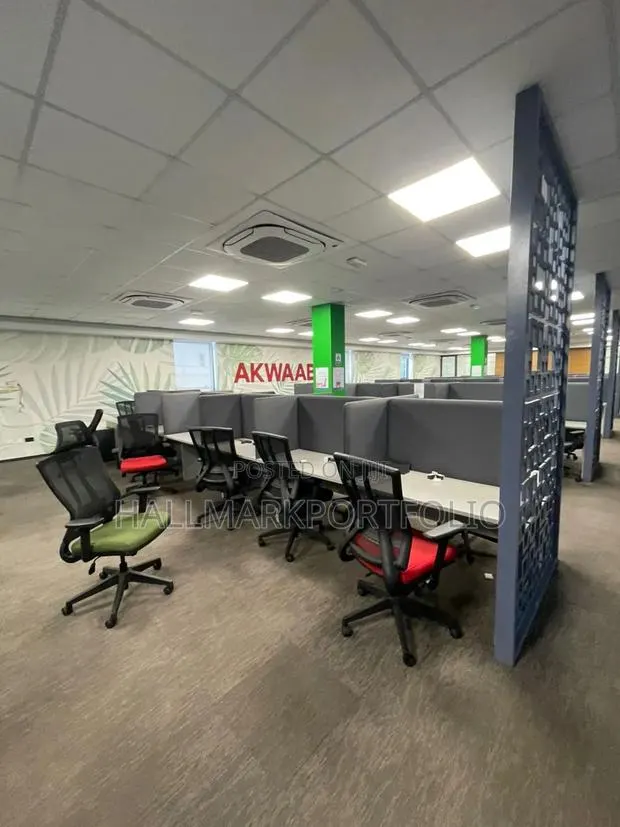1200sqm Office Space Cantonment · Photo 1